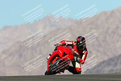 media/Feb-12-2022-SoCal Trackdays (Sat) [[3b21b94a56]]/Turn 9 Set 2 (1140am)/